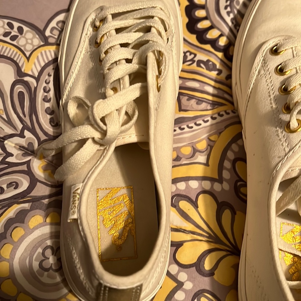 I bought these them off of a girl and they got a spot two spots on the right